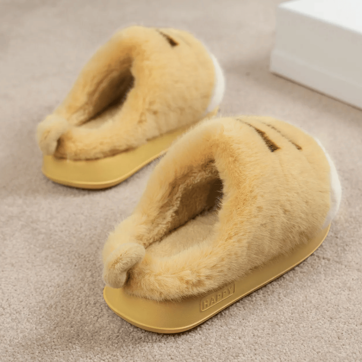 SNUGRRS™ Cat Paw Slippers