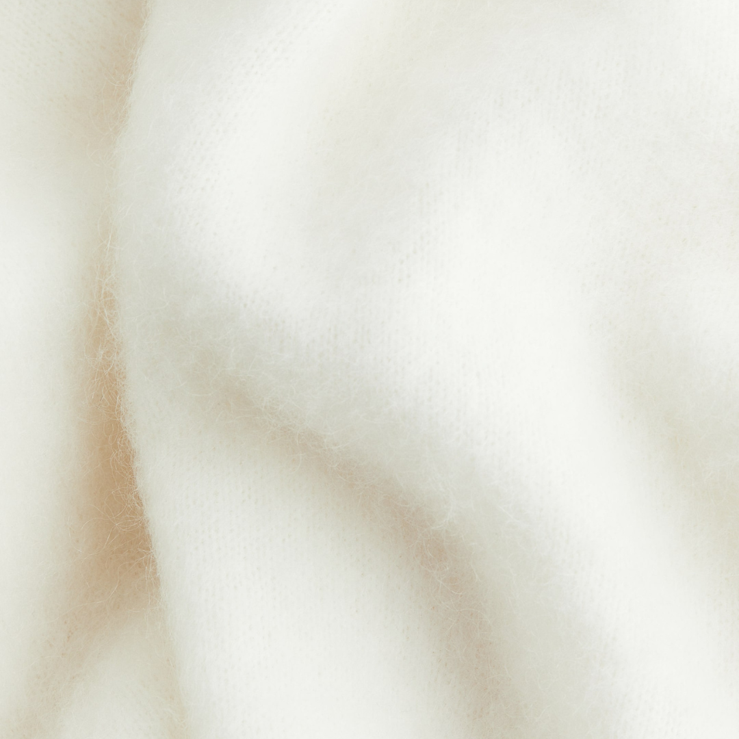 BIZA™ Mohair Crewneck