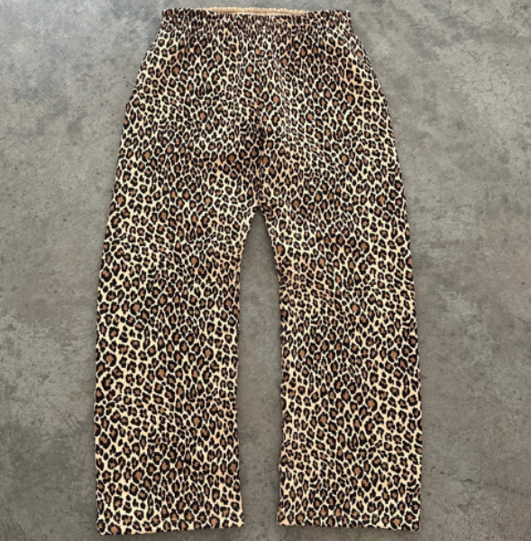 SNUGRRS™ Leopard Sweatpants